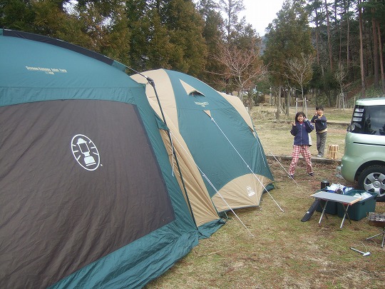 今年の初キャンプ、グリム冒険の森